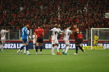 CURITIBA (PR), Brazil - 07 / 12 / 2023 - FOOTBALL / COPA DO BRASIL 2023 / ATHLETICO PR / FLAMENGO - Flamengo 'ya karşı Athletico PR, Copa do Brasil 2023 çeyrek finalinin ikinci ayağı, bu Çarşamba gecesi Ligga Arena' da oynanacak. 