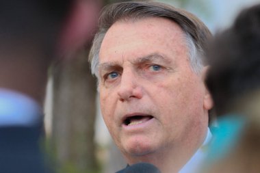 Brasilia (DF), Brezilya - 07 / 12 / 2023 - POLITICS / PF / BOLSONARO - Federatif Brezilya Cumhuriyeti eski Başkanı Jair Messias Bolsonaro, 12 Temmuz 2023 Çarşamba günü PF 'ye ifade verdikten sonra basına konuştu