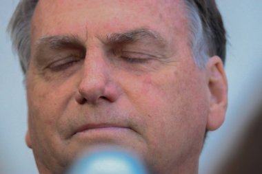 Brasilia (DF), Brezilya - 07 / 12 / 2023 - POLITICS / PF / BOLSONARO - Federatif Brezilya Cumhuriyeti eski Başkanı Jair Messias Bolsonaro, 12 Temmuz 2023 Çarşamba günü PF 'ye ifade verdikten sonra basına konuştu