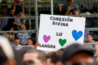 (Conexion Divina Summerstage 'da canlı performans sergiliyor. 12 Temmuz 2023, New York, ABD: Conexion Divina, Güney-Orta Los Angeles 'tan üç genç Meksikalı Amerikalı kuzey müziğinin sierreo tarzına yeni bir hayat vererek Summerstage' da canlı performans sergiledi. 