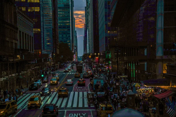 Juli 2023 Manhattan New York Usa Langverwachte Gebeurtenis Manhattanhenge Liet — Stockfoto