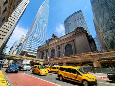 New York (ABD) - 07 / 13 / 2023 - MOVEMENT / Every DAY LIFE / CITY / USA - Grand Central Terminal Cephesi - 42.