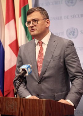 Ukrayna Dışişleri Bakanı Bay Dmytro Kuleba ile basın toplantısı. 17 Temmuz 2023, New York, ABD: Birleşmiş Milletler Dışişleri Bakanı Bay Dmytro Kuleba ile basın toplantısı 