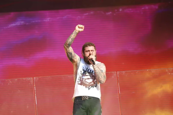Post Malone Performing Live Tsx Stage Times Square Июля 2023 — стоковое фото