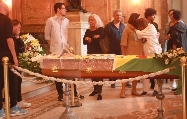 stock image Rio de Janeiro (RJ), Brazil 07/18/2023 - The wake of pianist, composer and arranger Joao Donato, who died, aged 88, last Monday (17), is accompanied by colleagues of the artist, this morning, at the Municipal Theater in Rio de Janeiro