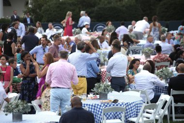 Joe ve Jill Biden Beyaz Saray 'da Kongre Pikniği' ne ev sahipliği yapıyor. 19 Temmuz 2023, Washington DC, Maryland, ABD: ABD Başkanı ve First Lady South Lawn 'daki Beyaz Saray Kongre Pikniğine ev sahipliği yaptılar 