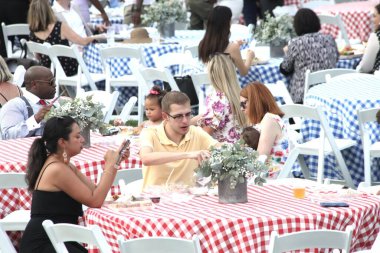 Joe ve Jill Biden Beyaz Saray 'da Kongre Pikniği' ne ev sahipliği yapıyor. 19 Temmuz 2023, Washington DC, Maryland, ABD: ABD Başkanı ve First Lady South Lawn 'daki Beyaz Saray Kongre Pikniğine ev sahipliği yaptılar 
