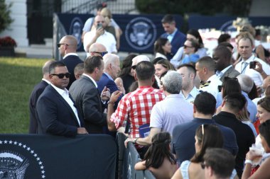 Joe ve Jill Biden Beyaz Saray 'da Kongre Pikniği' ne ev sahipliği yapıyor. 19 Temmuz 2023, Washington DC, Maryland, ABD: ABD Başkanı ve First Lady South Lawn 'daki Beyaz Saray Kongre Pikniğine ev sahipliği yaptılar 