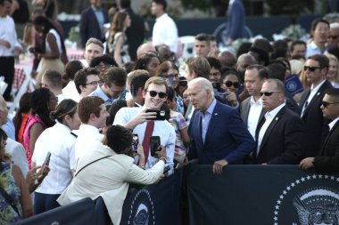 Joe ve Jill Biden Beyaz Saray 'da Kongre Pikniği' ne ev sahipliği yapıyor. 19 Temmuz 2023, Washington DC, Maryland, ABD: ABD Başkanı ve First Lady South Lawn 'daki Beyaz Saray Kongre Pikniğine ev sahipliği yaptılar 