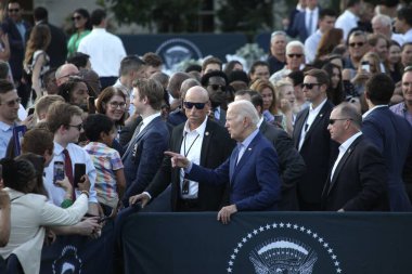 Joe ve Jill Biden Beyaz Saray 'da Kongre Pikniği' ne ev sahipliği yapıyor. 19 Temmuz 2023, Washington DC, Maryland, ABD: ABD Başkanı ve First Lady South Lawn 'daki Beyaz Saray Kongre Pikniğine ev sahipliği yaptılar 