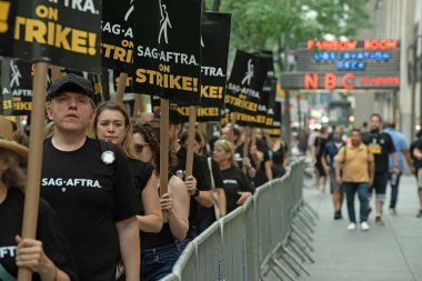 (NEW)  SAG-AFRA Strike in New York. July 19, 2023, New York, USA: The Screen Actors Guild- American Federation of Television and Radio Artists went on strike over an ongoing labor dispute with the Alliance of Motion Picture and Television Producers. 