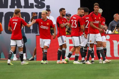 Şampiyonlar Turu: Manchester United Arsenal 'e karşı. 22 Temmuz 2023, Doğu Rutherford, New Jersey, ABD: Manchester 'dan Bruno Fernandes golünü attı ve İngiltere Başbakanı Manchester United ile Arsenal arasındaki Eski Rakipler karşılaşmasını kutladı 