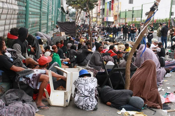 stock image Police Operation against Drug Dealers in Cracolandia. July 30, 2023, Sao Paulo, Brazil: The Civil Police carried out a joint operation to arrest drug dealers and fugitives from justice in the so-called Cracolandia in Sao Paulo.