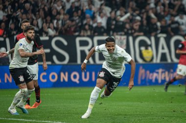 Sao Paulo (SP), Brezilya 08 / 01 / 2023 - Korintliler 'den Wesley, Corinthians ve Newell' s Old Boys arasında oynanan karşılaşmada golünü kutluyor