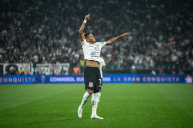 Sao Paulo (SP), Brezilya 08 / 01 / 2023 - Korintliler 'den Wesley, Corinthians ve Newell' s Old Boys arasında oynanan karşılaşmada golünü kutluyor