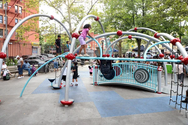 Nyc Mayor Eric Adams Delivers Remarks 30Th Precinct Carmansville Playground — Stock Photo, Image