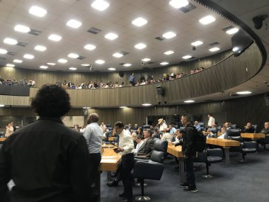 Sao Paulo Belediye Meclisi önünde Taksi Şoförleri Protesto Ediyor. Sao Paulo, Brezilya, Sao Paulo 2 Ağustos 2023 Sao Paulo 'dan taksi şoförleri Sao Paulo Şehir Meclisi önünde taksimetre olarak ayrılan bir cihazın kurulmasını protesto etti.