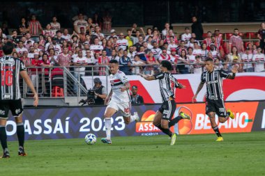 Sao Paulo (SP), Brezilya 08 / 06 / 2023 - Pazar öğleden sonra Cicero Pompei de Toledo Stadyumu, Morumbi 'deki Brezilya Şampiyonası için geçerli olan Sao Paulo ile Atletico Mineiro arasındaki maçta atış