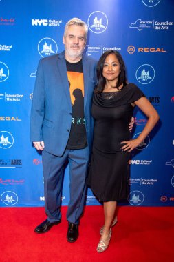 2023 Sinema NYC Festivali. 5 Ağustos 2023, New York, ABD: Bill McDonald ve Anna Capunay 5 Ağustos 2023 'te New York' un Queens ilçesindeki Regal UA Midway Tiyatrosu 'nda düzenlenen 2023 Sinema NYC Festivali' ne katıldılar. 