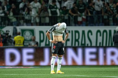 Sao Paulo (SP), Brezilya 09 / 08 / 2023 - Paulinho, Palmeiras ile Atletico-MG arasında oynanan maçta Atletico-MG 'nin elenmesinden üzüntü duyuyor. 