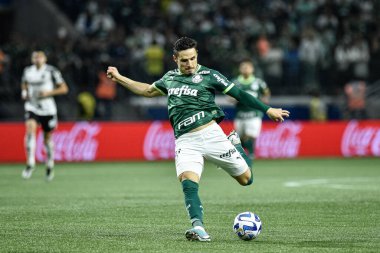 Sao Paulo (SP), Brezilya 08 / 09 / 2023 - Palmeiras ile Atletico-MG arasında oynanan karşılaşmada Copa Conmebol Libertadores 2023 'ün ikinci ayağı için geçerli olan Raphael Veiga