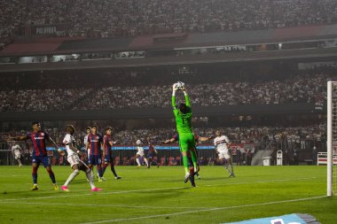 Sao Paulo (SP), Brezilya 08 / 10 / 2023 - Arjantinli Sao Paulo ile San Lourenzo arasında oynanan maçta bu Perşembe gecesi Morumbi Stadyumu 'nda Copa Sul Americana için geçerli olacak.