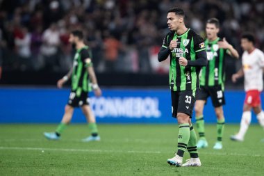 Sao Paulo (SP), Brezilya 08 / 10 / 2023 Amerika-MG takımlarından Eder Graminho, Conmebol Sudamericana 'nın 16 raundluk maçında Amerika-MG maçında golünü kutluyor.