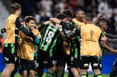 Sao Paulo (SP), Brezilya 08 / 10 / 2023 Amerika-MG 'li oyuncular, Conmebol Sudamericana' nın 16. Raundunda geçerli olan RB Bragantino 'ya karşı oynadıkları maçta sınıflandırmalarını kutluyorlar. 