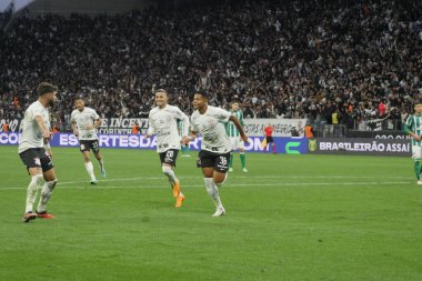 Sao Paulo (SP), 08 / 13 / 2023 - Corinthians x Coritiba - Wesley 'nin bu Pazar öğleden sonra Brezilya Şampiyonası için geçerli olan maçtaki golü (13) Sao Paulo' nun doğu bölgesindeki Arena Corinthians 'da.