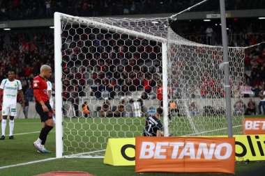 CURITIBA (PR), Brezilya 15 / 08 / 2023 - Cannotico 'nun 2023 Brezilya Şampiyonası' nın 19 'uncu turunda Cuiaba' ya karşı attığı golü kutluyor - adil (15)) 