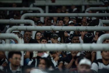 Brezilya, Sao Paulo - 22 Ağustos 2023: Corinthians ve Estudiantes arasındaki maçın taraftarları, Copa Conmebol Sudamericana 2023 çeyrek finalinin ilk ayağı için geçerlidir.