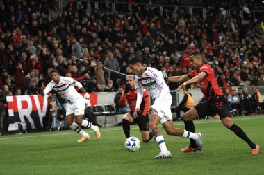 CURITIBA (PR), Brezilya - 27 Ağustos 2023: Bu Pazar gecesi Ligga Arena 'da 2023 Brezilya Şampiyonası' nın 21. turu için Athletico Pr ve Fluminense arasındaki maç geçerli
