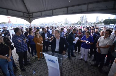 Alencar ve Bezzerra, Askeri İnzibata 150 araç ve helikopter getirdi. 25 Ağustos 2023, Natal, Rio Grande do Norte, Brezilya: Ulusal Kamu Güvenliği Bakanı, Tadeu Alencar ve Vali Fatima Bezerra (PT) 