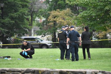 Newark 'ta polisin karıştığı bir cinayet. 29 Ağustos 2023, Newark, New Jersey, ABD: New Jersey Başsavcılığı, Newark, New Jersey 'deki West Side Park' ta polislerin karıştığı bir çatışmayı araştırıyor. Öğleden sonra.