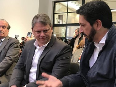 Cracolandia 'da yeniden canlandırma üzerine tartışmalar. 29 Ağustos 2023, Sao Paulo, Brezilya: Sao Paulo Valisi, Tarcisio de Freitas merkez bölgede yeniden canlandırma konulu bir tartışmaya katıldı. 