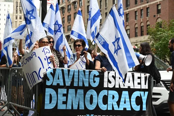 Izraelci Protestují Proti Izraelskému Premiérovi Benjaminu Netanjahuovi Proti Změně Izraelských — Stock fotografie