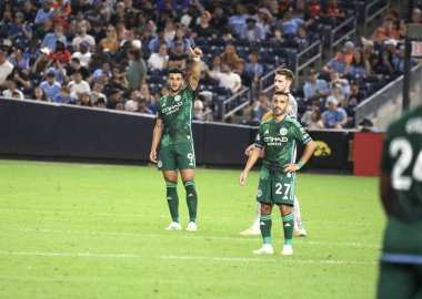 2023 MLS Normal Sezon: NYCFC Montreal 'e karşı. 30 Ağustos 2023. New York, ABD: Mounsef Bakrar (Hayır. 9), NYCFC 'nin Major League Soccer (MLS) için geçerli olan NYCFC ve CF Montreal arasındaki futbol maçında ikinci golünü attı ve kutladı.)