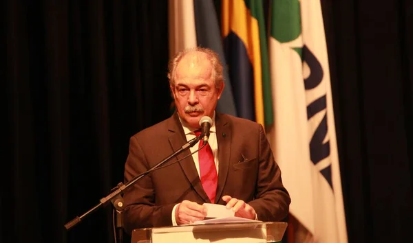 Bndes促进视听研讨会 2023年8月30日 巴西里约热内卢 巴西国家发展银行在里约热内卢Teatro Do银行为巴西人举办了视听研讨会 其总裁Aloizio Mercadante参加了研讨会 — 图库照片