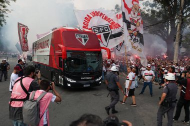 SAO PAULO (SP), Brezilya 08 / 31 / 2023 - Cicero Pompeu de Toledo (Morumbi) 'da Copa Sudamericana çeyrek finallerinin ikinci ayağı için LDU ve Sao Paulo Paulo takımlarının gelişi),