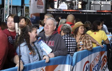 Darius Rucker Today Show 'da yaşıyor. 1 Eylül 2023, New York, ABD: Darius Rucker, New York 'taki Rockefeller Plaza' da, plazayı dolduran hayranlarının katılımıyla 