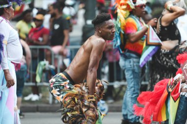 Batı Hindistan Günü Geçidi. 4 Eylül 2023, New York, ABD: Batı Hint Amerikan Karnavalı veya New York Karnavalı, Crown Heights, Brooklyn, New York 'ta Eylül ayının ilk pazartesi günü düzenlenen yıllık Batı Hint kültürünün kutlamasıdır. 