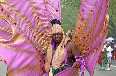 Batı Hindistan Günü Geçidi. 4 Eylül 2023, New York, ABD: Batı Hint Amerikan Karnavalı veya New York Karnavalı, Crown Heights, Brooklyn, New York 'ta Eylül ayının ilk pazartesi günü düzenlenen yıllık Batı Hint kültürünün kutlamasıdır. 