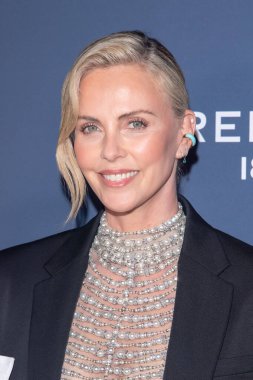 Yolculuk için Breitling x Charlize Theron Navitimer. 6 Eylül 2023, New York, New York, ABD: Charlize Theron, Breitling x Charlize Theron Navitimer 'a katılmaktadır. 