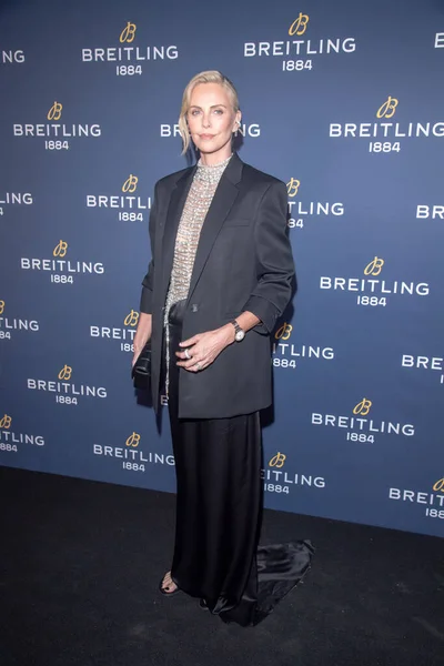 Breitling Charlize Theron Navitimer Für Den Start Der Reise September — Stockfoto