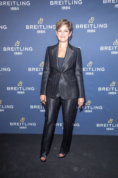 Breitling Charlize Theron Navitimer Para Lanzamiento Del Viaje Septiembre 2023 — Foto de Stock