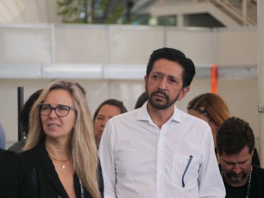 SAO PAULO, Brezilya (SP) - 09 / 10 / 2023 - Rio 'da Rock In Rio' nun yaratıcısı Roberto Medina, Roberta Medina ve Sao Paulo Belediye Başkanı 'nın katılımıyla, Sao Paulo' daki ilk Kasaba Festivali için basın toplantısı