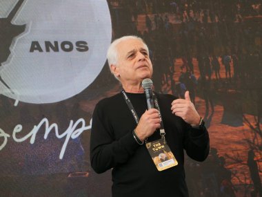 SAO PAULO, Brezilya (SP) - 09 / 10 / 2023 - Rio 'da Rock In Rio' nun yaratıcısı Roberto Medina, Roberta Medina ve Sao Paulo Belediye Başkanı 'nın katılımıyla, Sao Paulo' daki ilk Kasaba Festivali için basın toplantısı