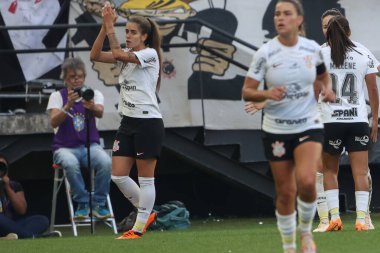 Sao Paulo (SP), Brezilya 09 / 10 / 2023 Corinthians takımından Jhenifer gol atıyor ve Brezilya Bayanlar Futbol Finali için geçerli olan Corinthians ve Ferroviaria arasındaki maçta golünü kutluyor. 