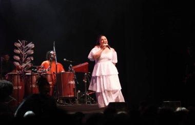 Rio de Janeiro (RJ), Brezilya 09 / 09 / 2023 - Şarkıcı Maria Rita Vivo Rio 'da, Rio' daki Flamengo Park 'ta, sunucu Milton Cunha ve yazar Talita Reboucas' ın katılımıyla 