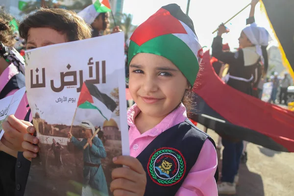 Niños Palestinos Participan Una Marcha Exploración Que Conmemora Aniversario Retirada —  Fotos de Stock